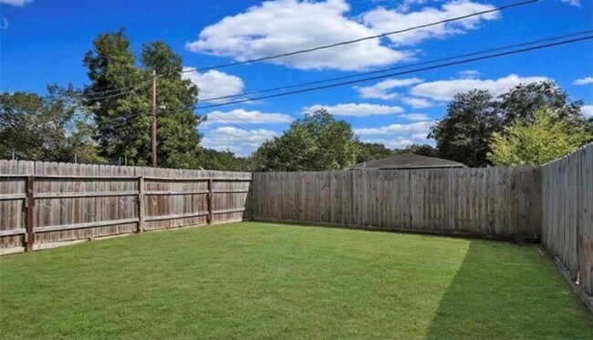 Foto del edificio - 995 Junell St