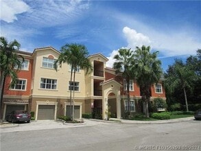 Building Photo - 4508 SW 160th Ave
