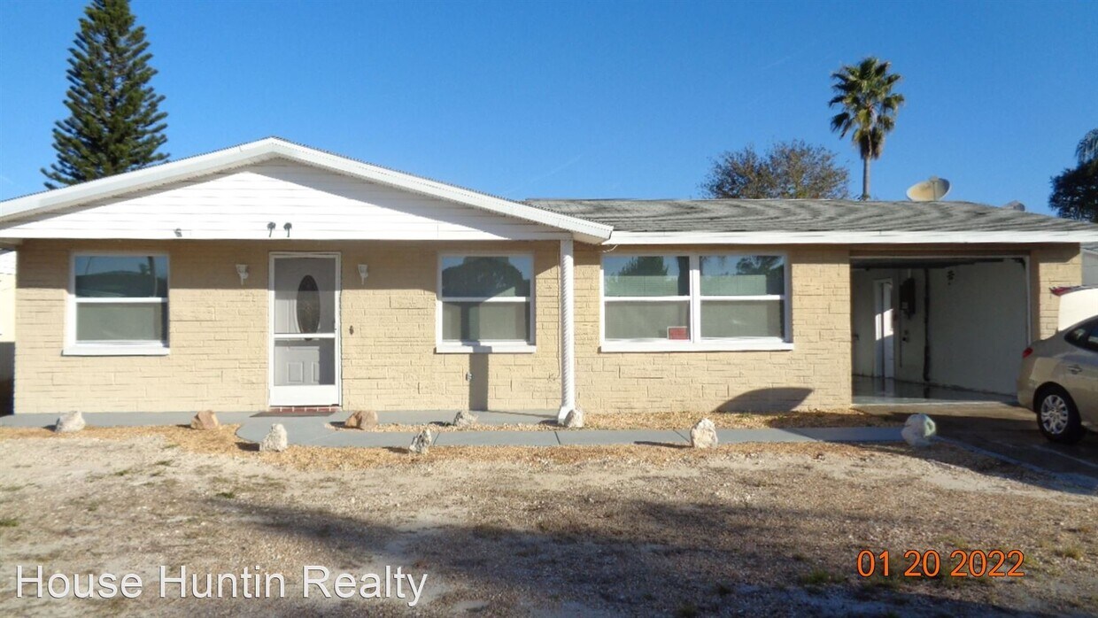 Foto principal - 3 br, 2 bath House - 3445 BIGELOW DR.