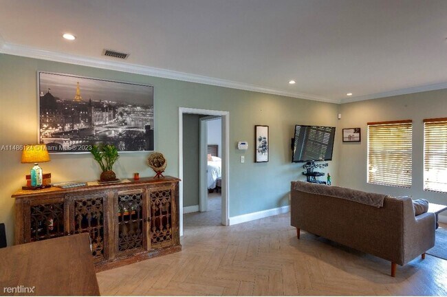 Foto del edificio - 3 br, 3 bath House - 361 SW 20th Rd