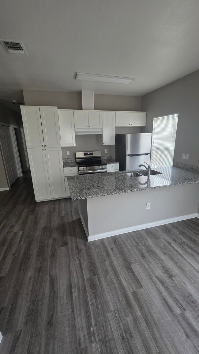 Foto del edificio - 614 Chihuahua St