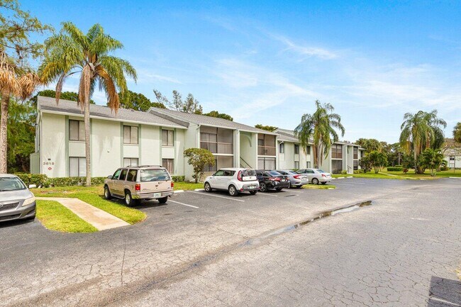 Building Photo - 3618 Alder Dr