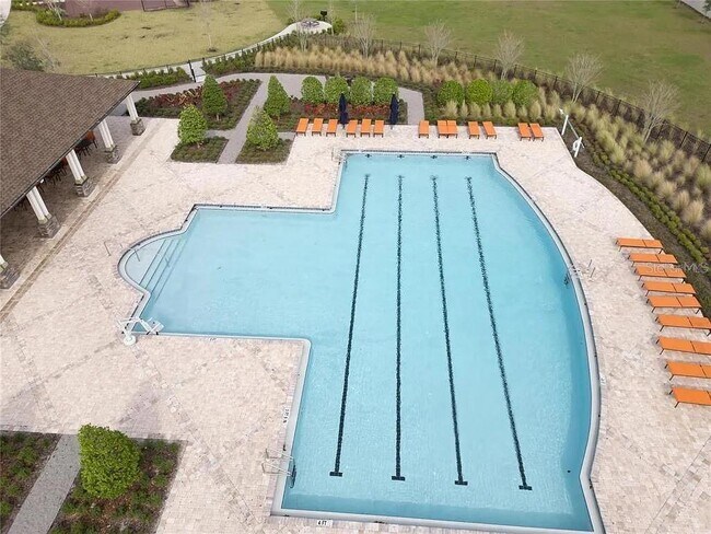 Foto del edificio - 5466 Logan Cave Ave