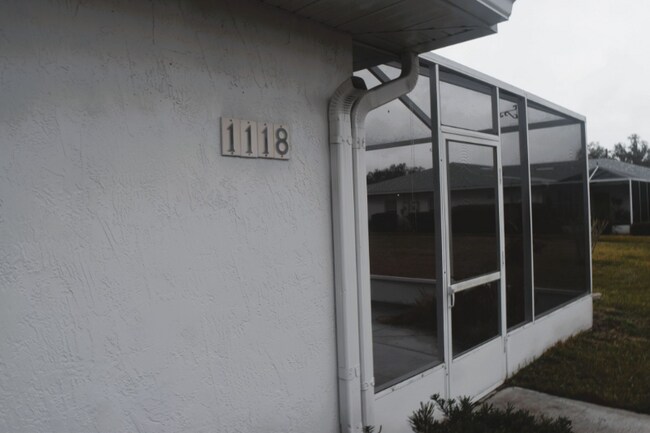 Building Photo - 1118 Apple Terrace