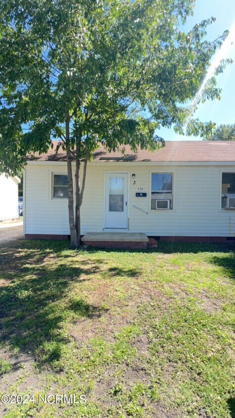 Primary Photo - 112 Richlands Ave
