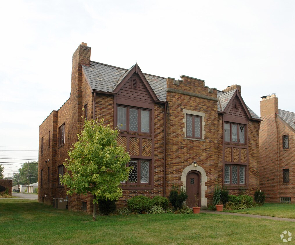 Building Photo - 1725 King Ave