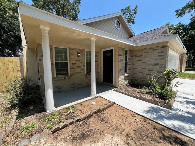 Building Photo - 5007 Edgegate Dr