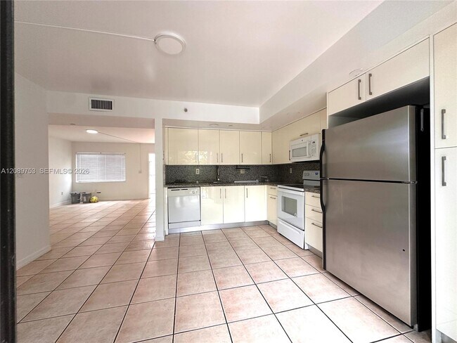 Building Photo - 8700 SW 133rd Avenue Rd