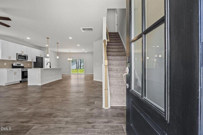 Foto del edificio - 200 Beacon Hl Rd