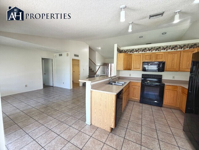 Building Photo - 7203 W Kimberly Way