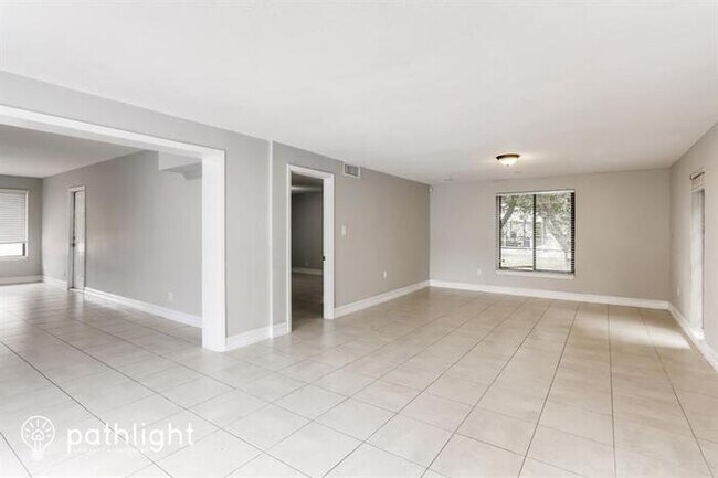 Building Photo - 342 NW 47th Ave, Plantation, FL 33317