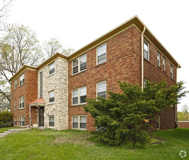 Building Photo - 1625 Sherburne Ave