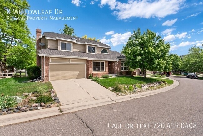Foto del edificio - 8 Willowleaf Dr