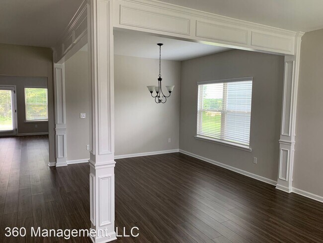 Building Photo - 4 br, 2.5 bath House - 2627 Arlee Ave