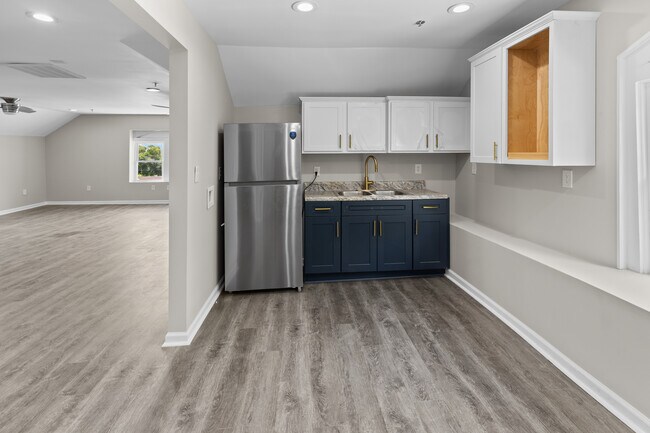 Cocina (E) - Stewart Legacy Suites