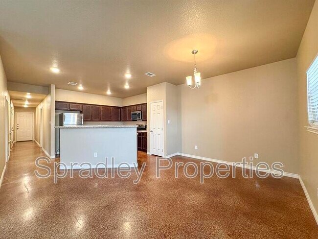 Foto del edificio - 827 Laila Ln