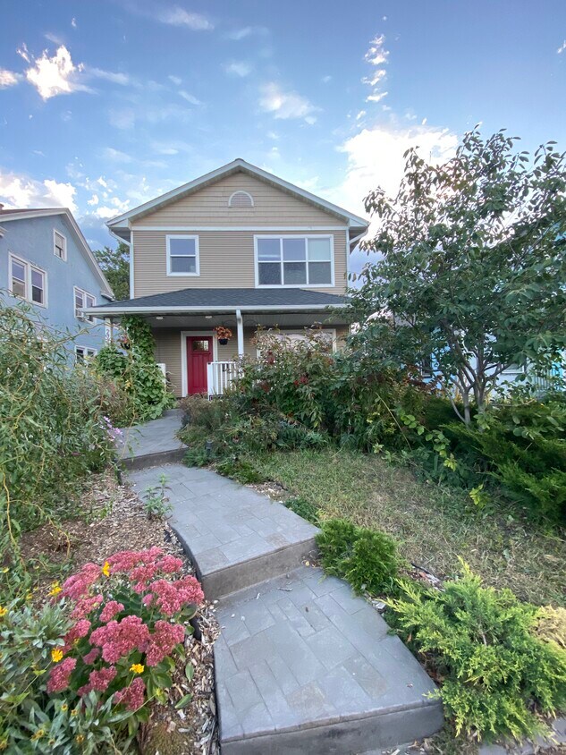 Primary Photo - 2751 Marshall St NE