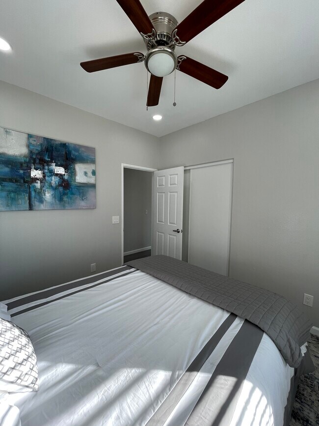 Foto del edificio - 621 Sumner Way