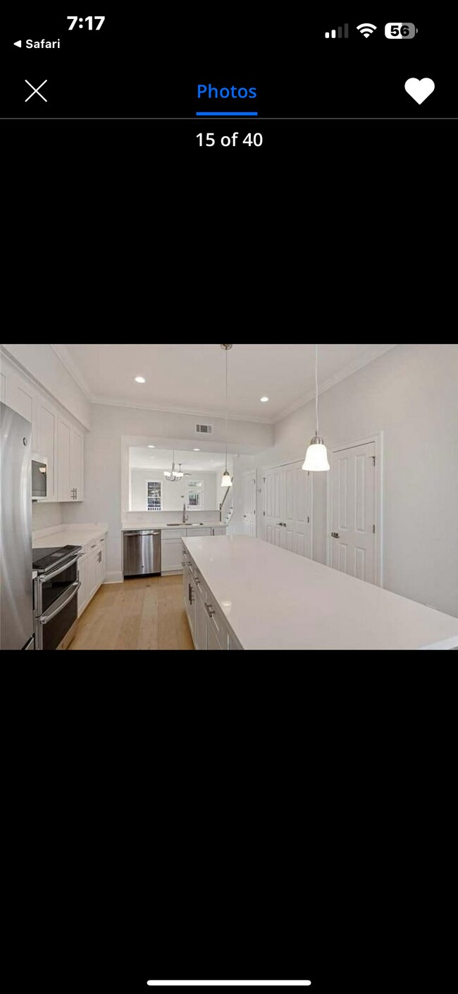 Building Photo - 739 St Andrew St