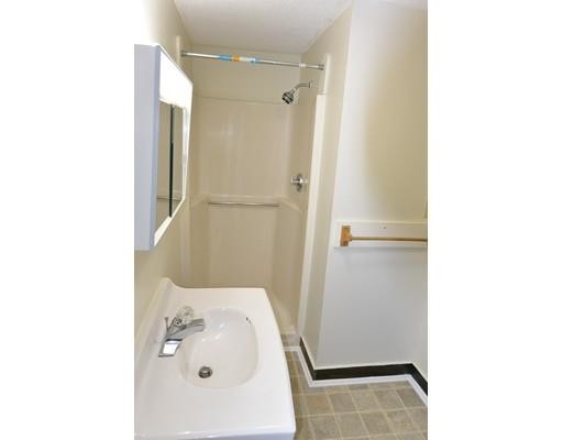 Building Photo - 179 Pleasant St