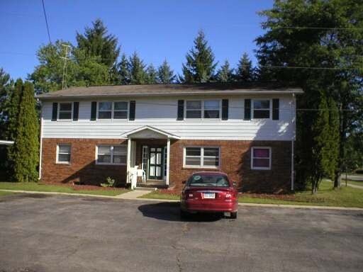 Primary Photo - 205 Erie Rd