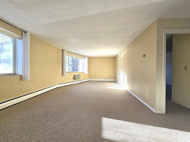 Building Photo - 50 Green 316 Grn