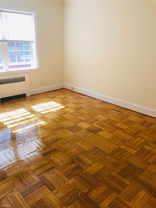 Building Photo - 2 br, 1 bath  - 312 Washington St