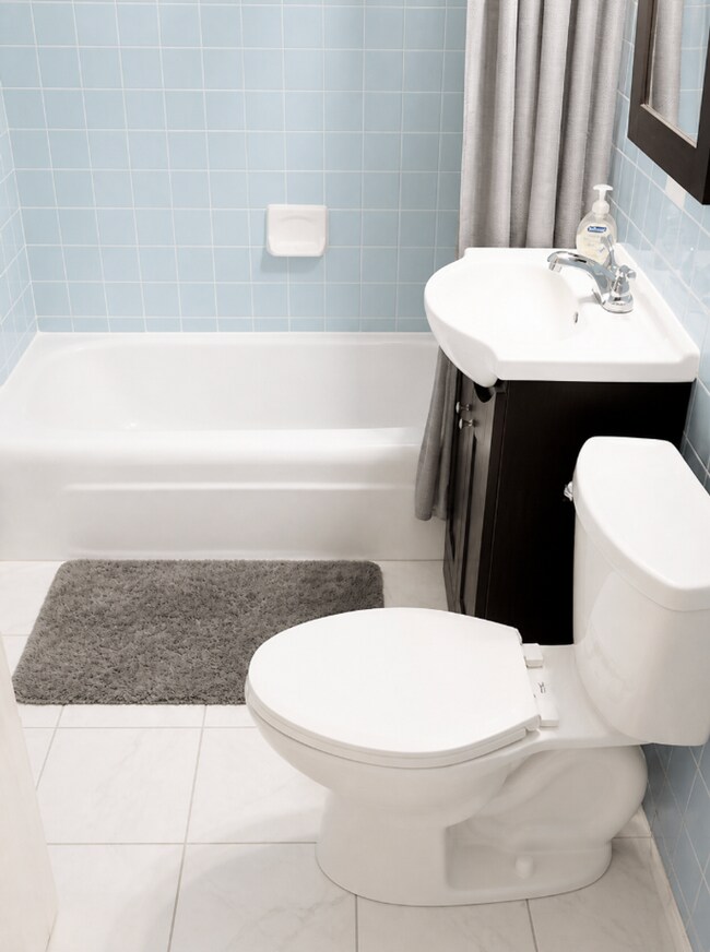 Foto del edificio - Charming 1-Bedroom Condo Near Medford Square