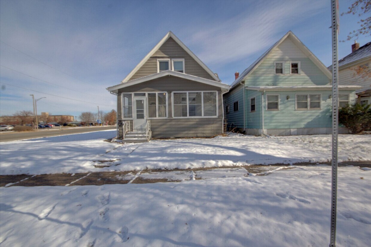 SL JEN605 Apartment for Rent in Rock Island, IL