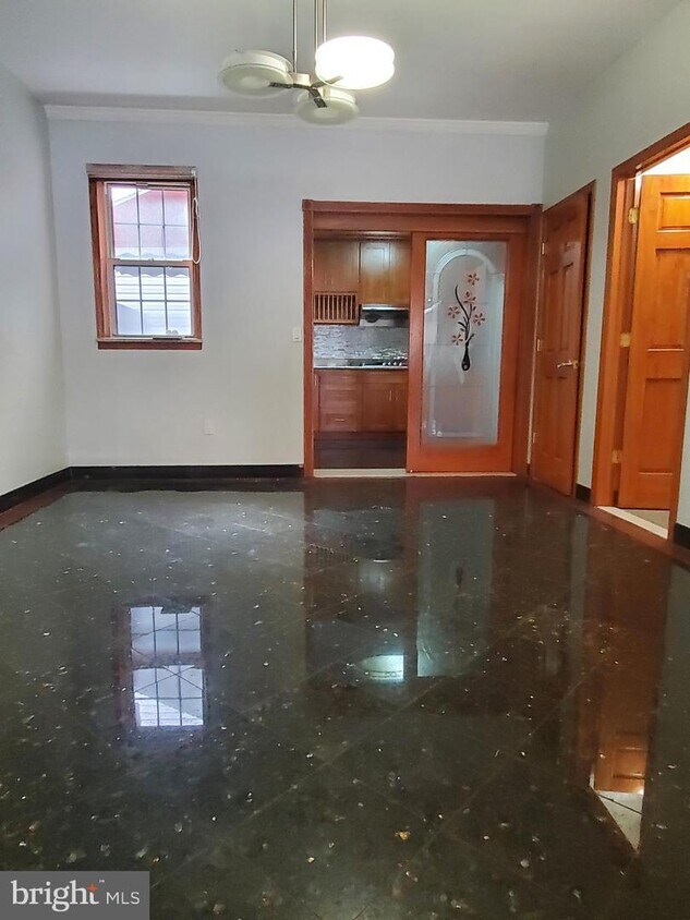 Foto principal - 1011 Christian St