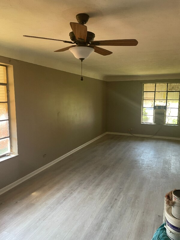 Foto del edificio - 4233 Ridge Rd