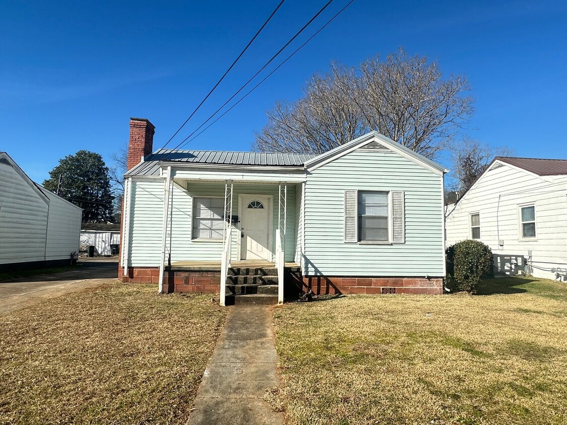 Foto principal - Home for rent in Hueytown **ACCEPTING SECT...