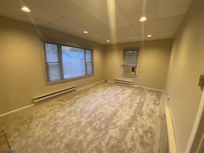 Foto del edificio - 126 W Hanover Ave
