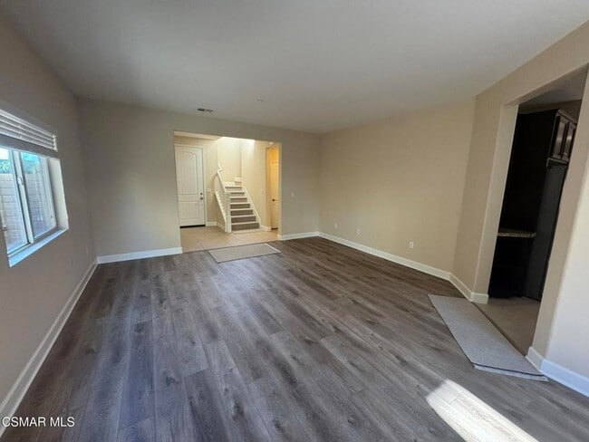 Foto del edificio - 7124 Baneberry Ave