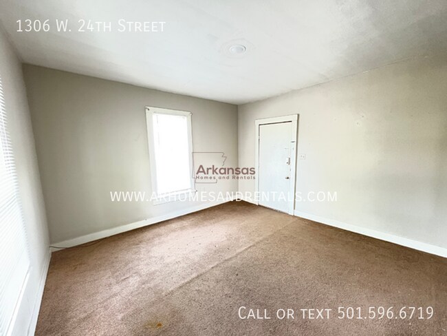 Foto del edificio - 1306 W 24th St