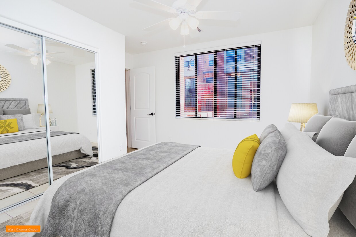 Bedroom 1 - 330 S Farmer Ave