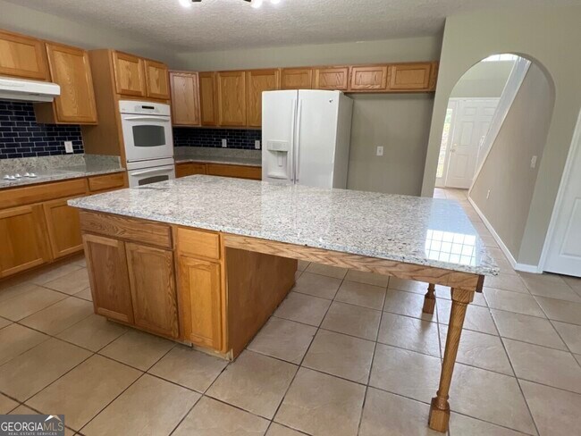 Building Photo - 405 Brooklet Cir