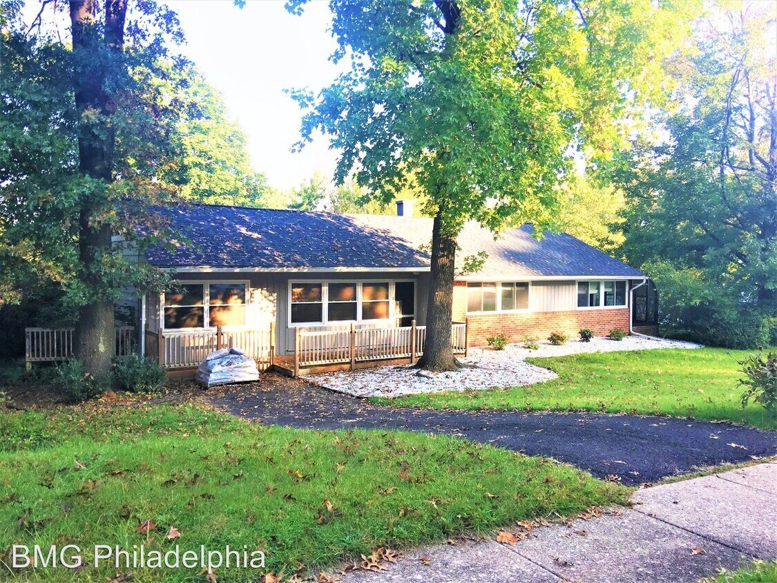 Primary Photo - 3 br, 2 bath House - 1307 Stotesbury Ave