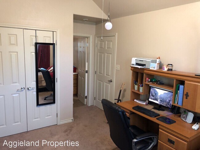 Foto del edificio - 3 br, 3 bath House - 3707 Dove Crossing