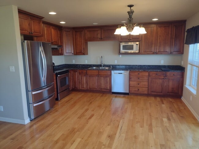 Kitched - 1227 2nd Ave NE