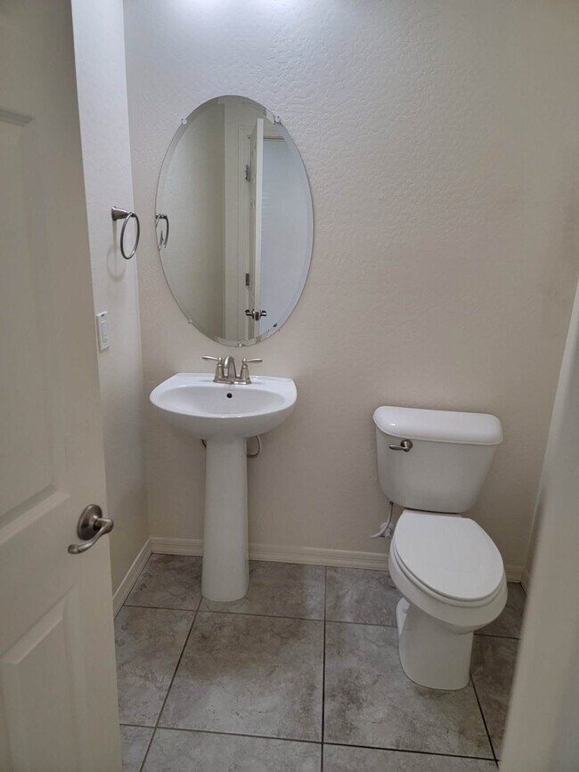 Foto del edificio - 10134 W Los Gatos Dr