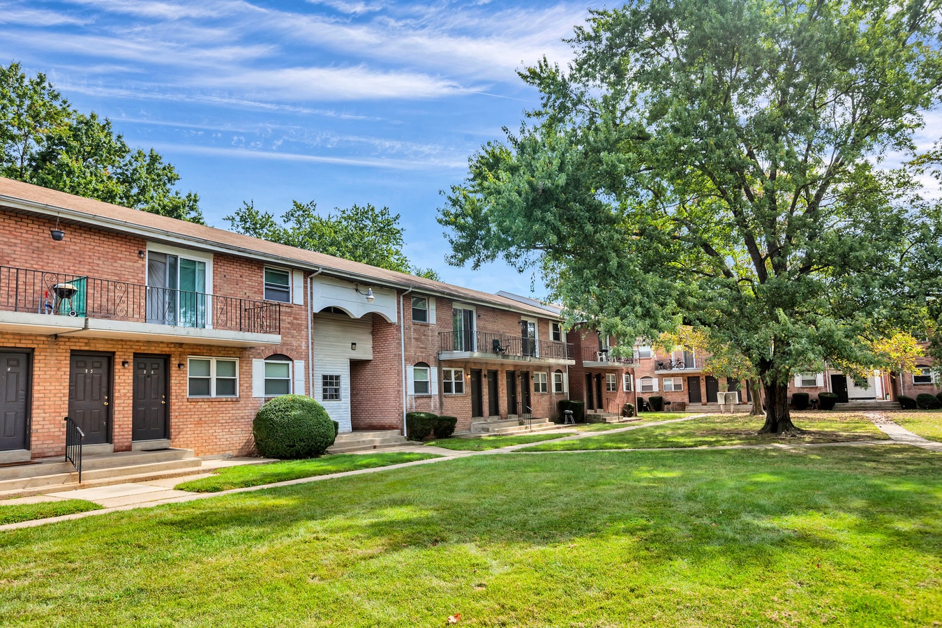 Burlington Pointe — Burlington, NJ
