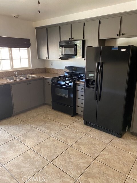 Building Photo - 4587 Alondro Dr