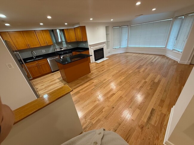Foto del edificio - 5747 N Sheridan Rd