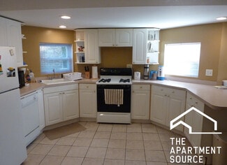 Building Photo - 4039 N Long Ave