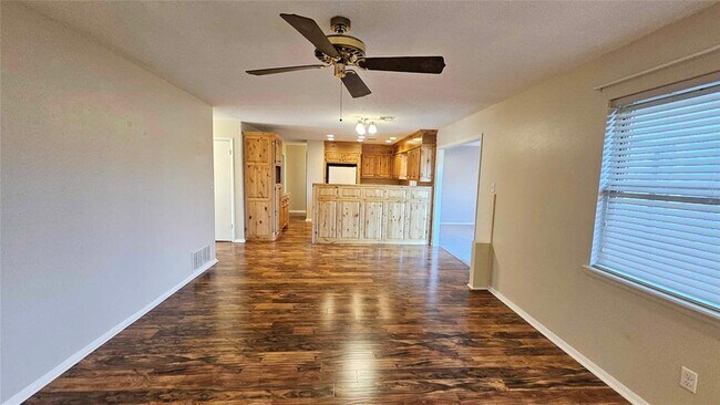 Foto del edificio - 1008 W Silver Meadow Dr