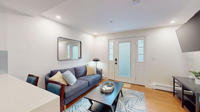 36 Montgomery St