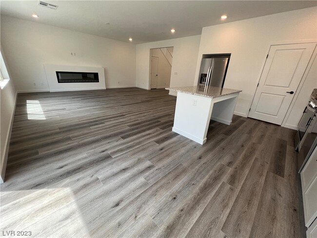 Building Photo - 5859 Amber Stone Ct