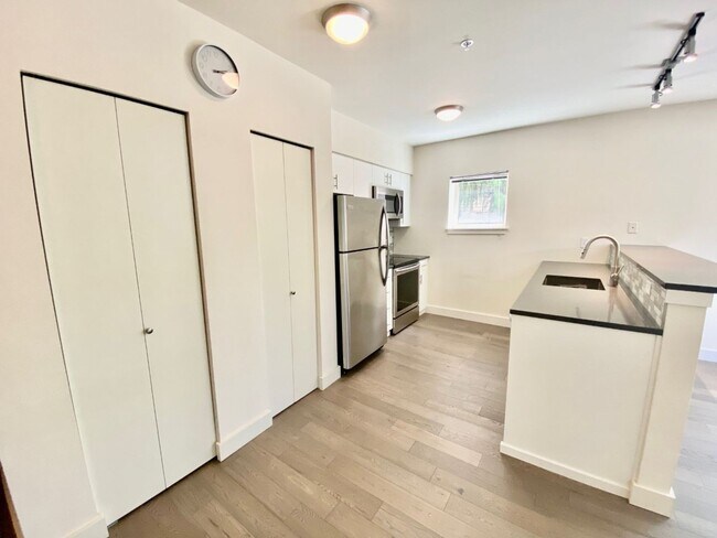 Foto del edificio - 1bd/1ba Seattle Condo