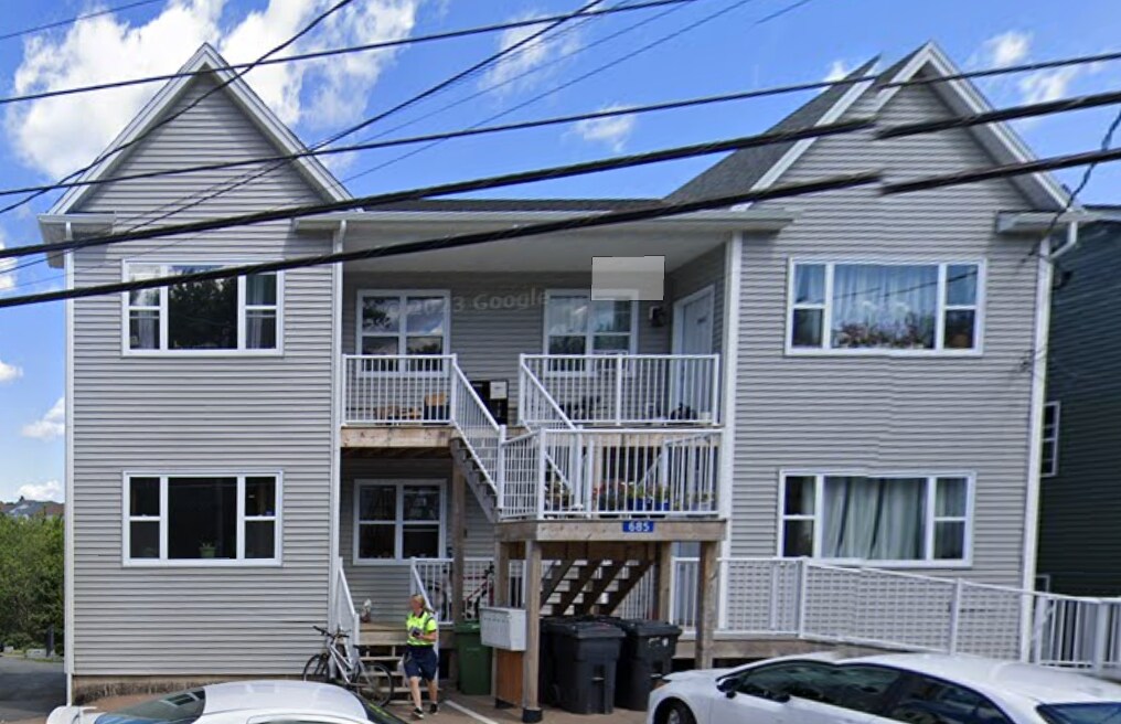 Primary Photo - 685 St Margarets Bay Rd